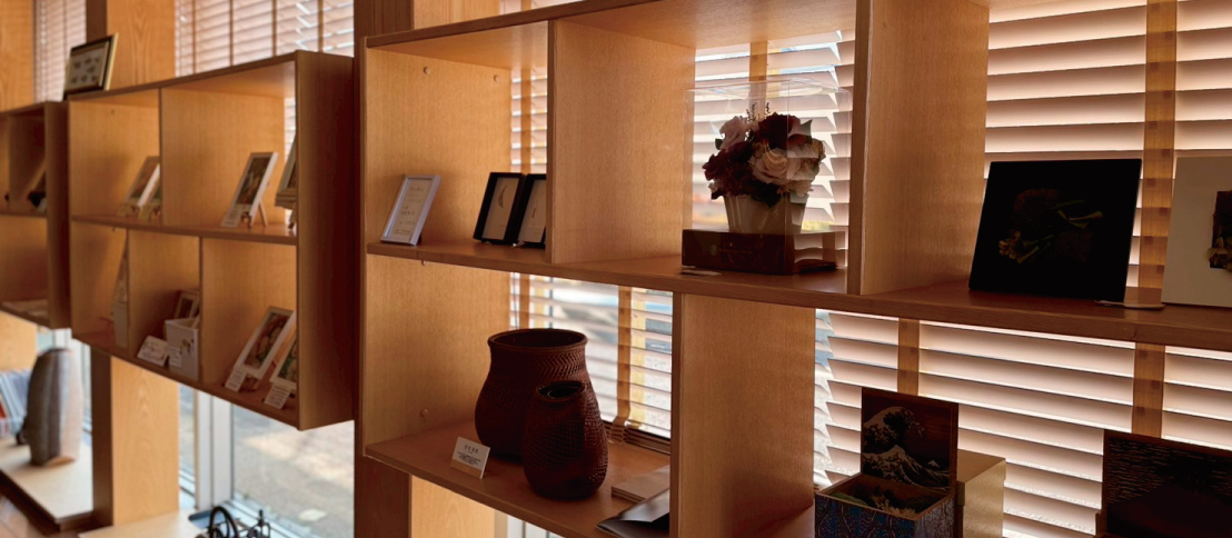 ArtTableいろのわ