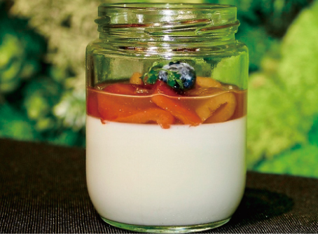 温泉パプリカのコンポート杏仁